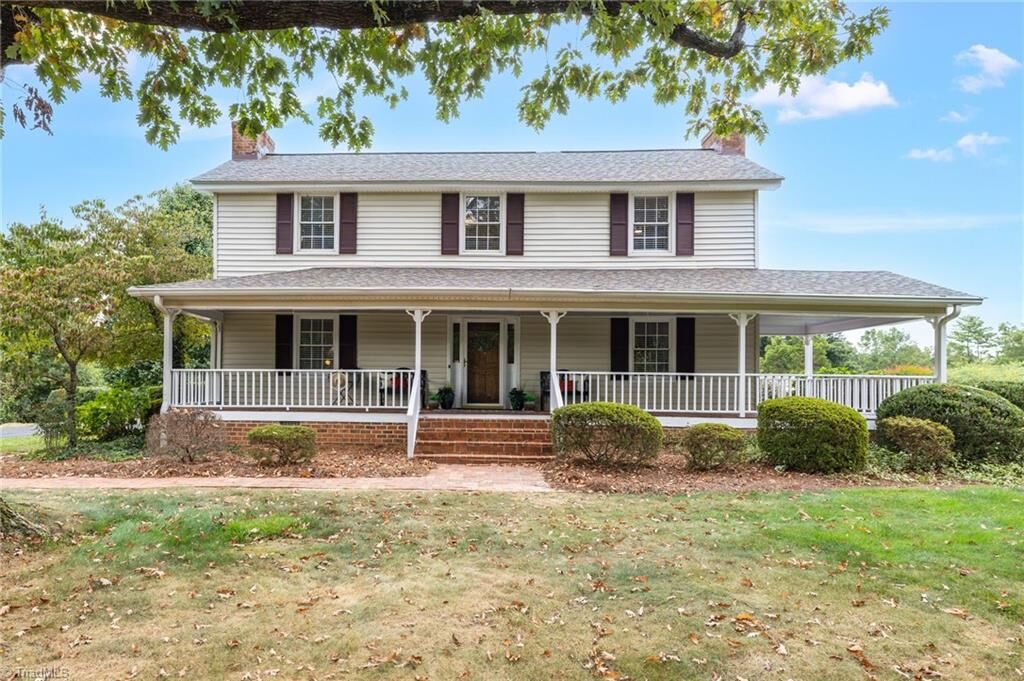 Property Photo: 2190 Lindsey Bridge Road NC 27025