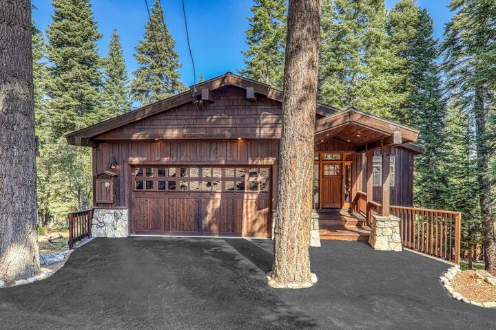11707 Skislope Way  Truckee CA 96161 photo