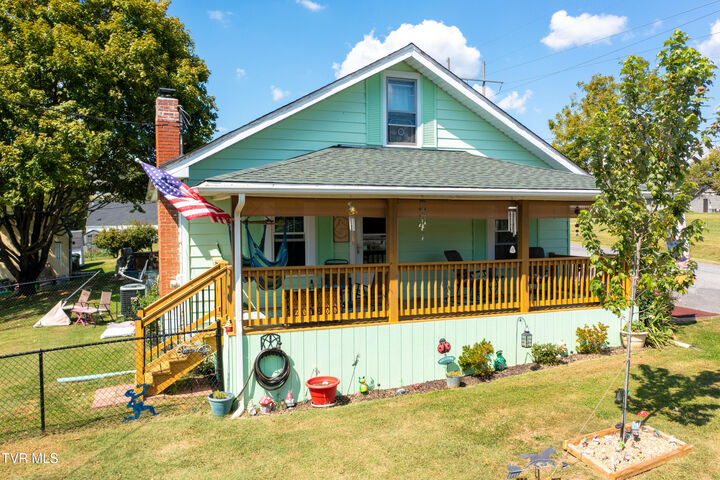 Property Photo: 160 Gouge St Street VA 24201