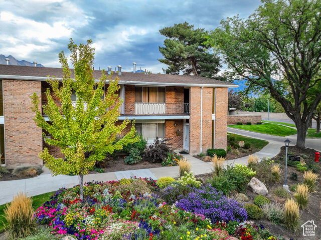 Property Photo: 725 E Three Fountains Cir 57 UT 84107
