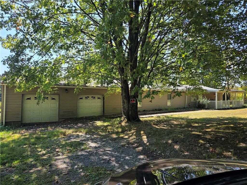 Property Photo:  223 Nichol Rd  PA 15043 