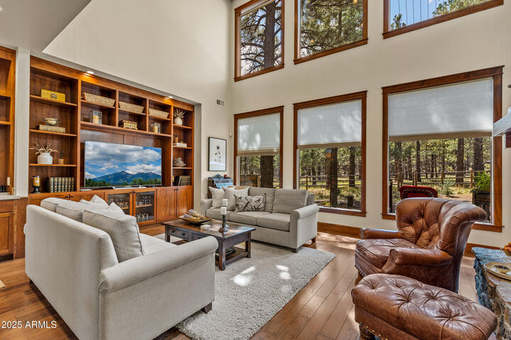 Property Photo: 3 E Quartz Road AZ 86005