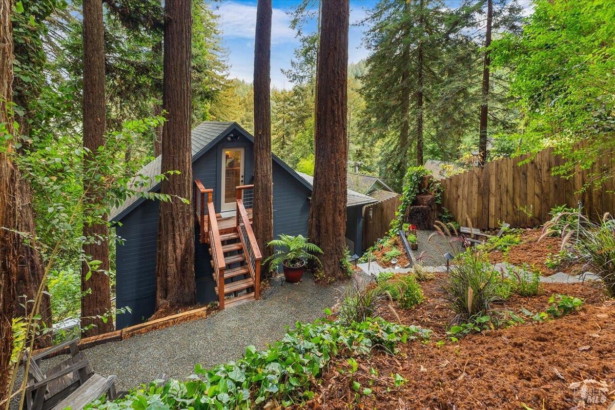 Property Photo:  21500 Rio Vista Terrace  CA 95462 