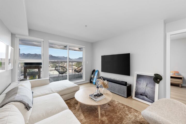 Property Photo:  2508 Fraser Street 406  BC V5T 3V4 