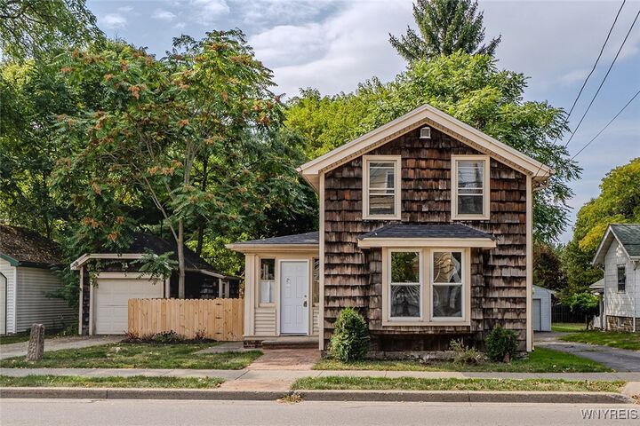 Property Photo:  66 Evans Street  NY 14221
