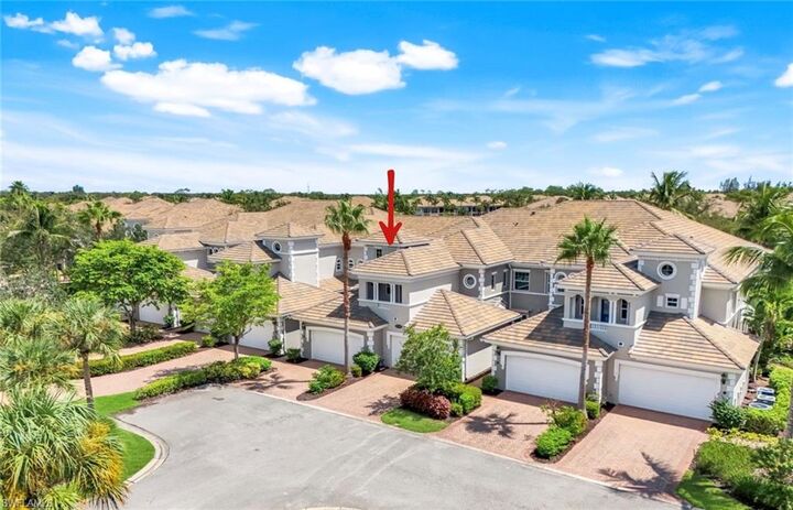 Property Photo:  9242 Tesoro Ln 1-203  FL 34114 