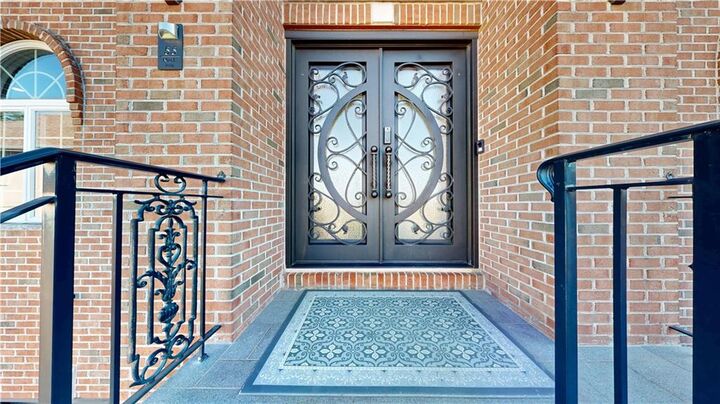 Property Photo: 55 Nicole Loop NY 10301