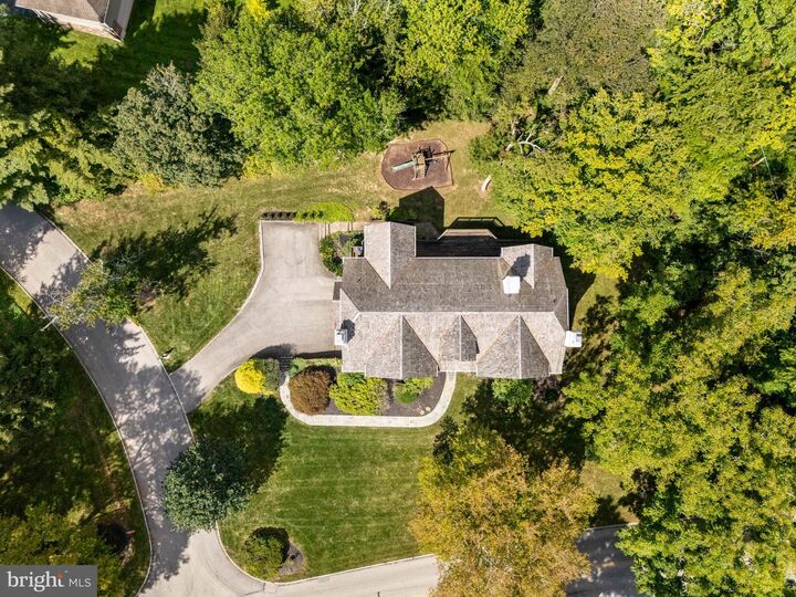 Property Photo:  401 Thornbrook Ave  PA 19010 