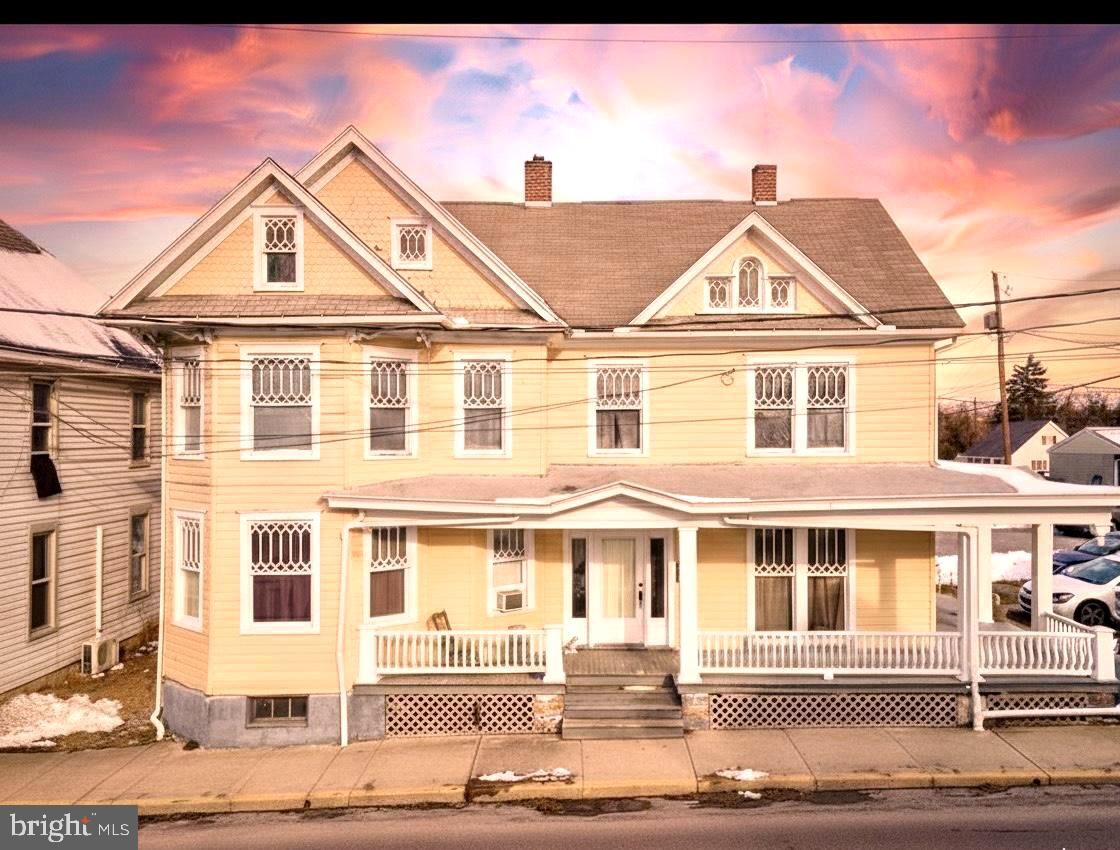 Property Photo: 9 E Burd Street PA 17257