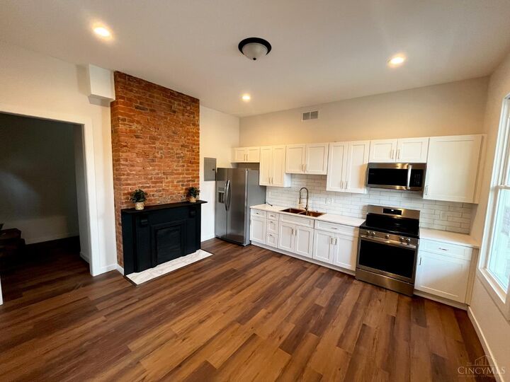 Property Photo:  2315 Kenton Street  OH 45206 