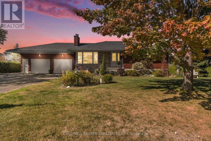 Property Photo:  32 Wabalac Drive  ON K7S 3G9