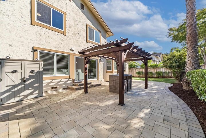 Property Photo:  3355 Winter Wren Pl  CA 94555 