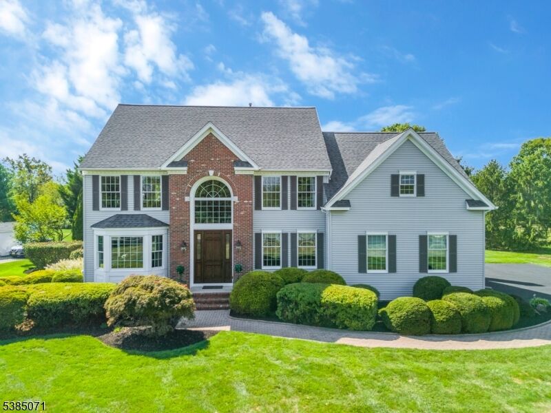 Property Photo:  10 Heath Rd  NJ 08889 