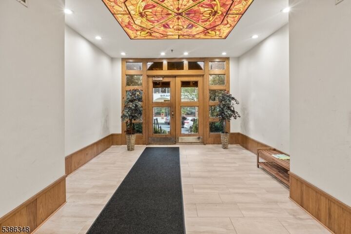 Property Photo:  109 Grand Ave 1A  NJ 07631 