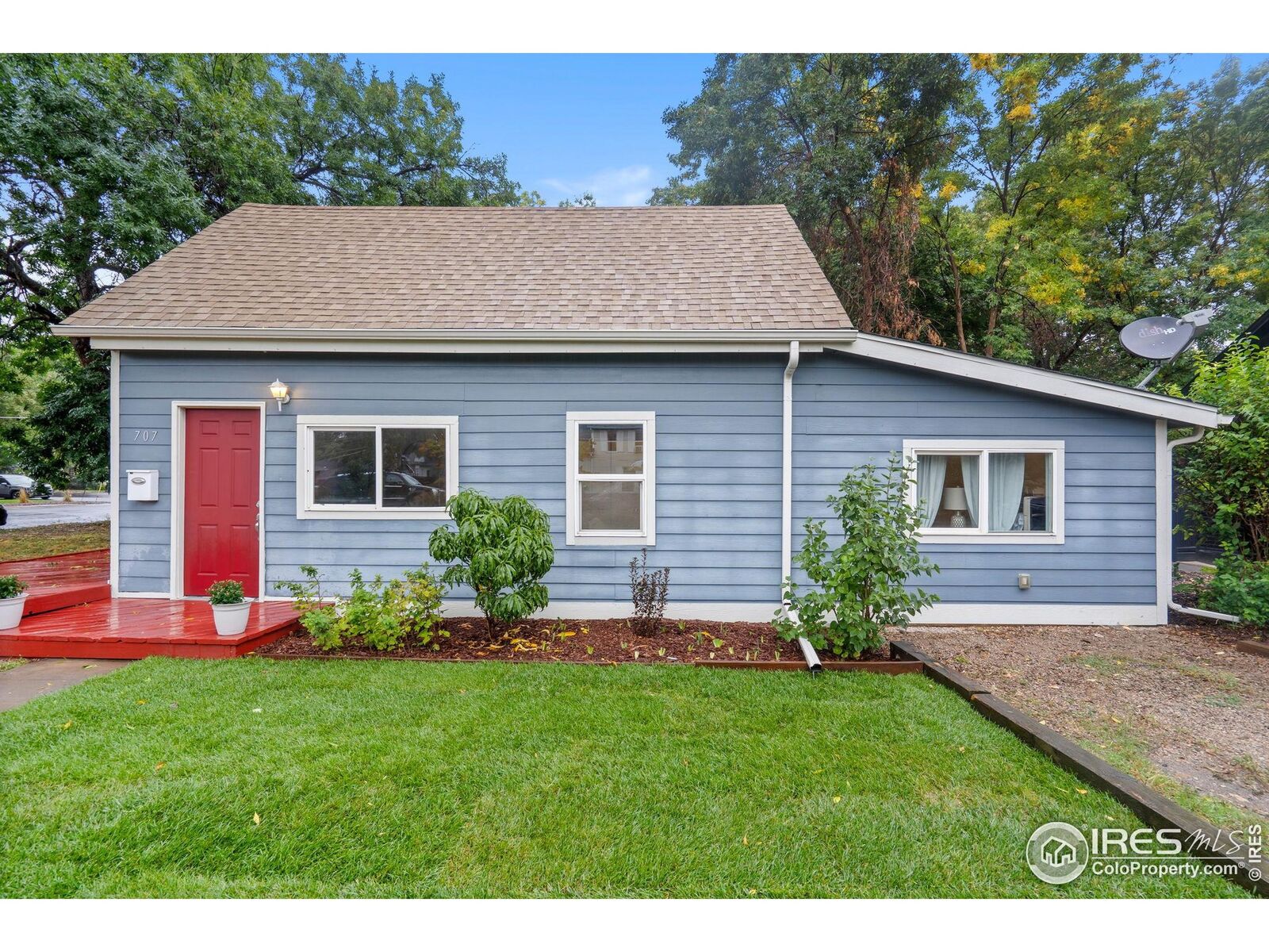 Property Photo: 707 E 8th St CO 80537