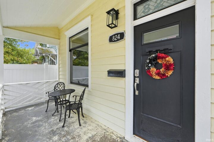 Property Photo:  824 Lavina Street  IN 46802 