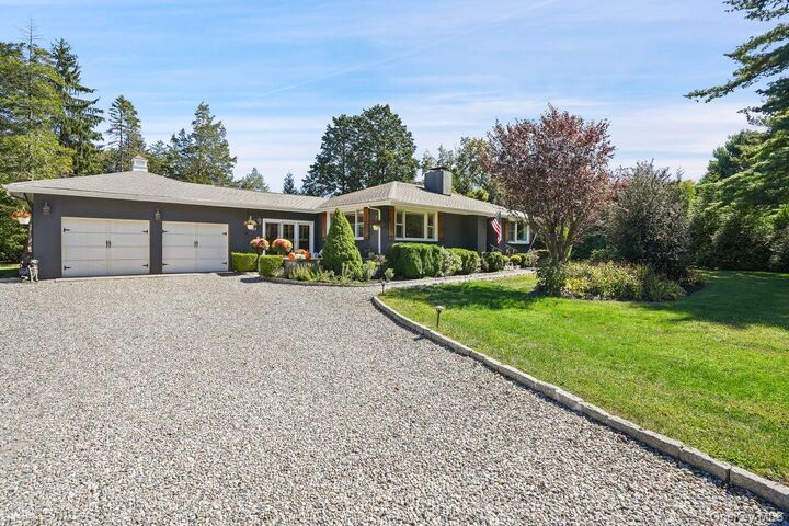 Property Photo:  37 Old Deer Park Road  NY 10536 
