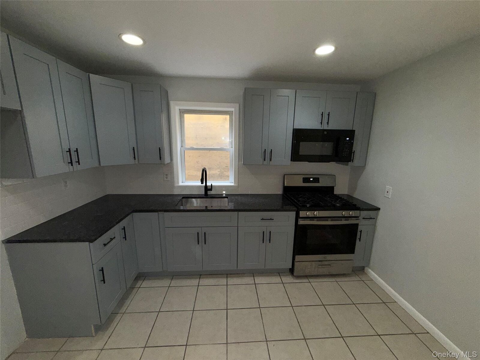 Property Photo:  18 Brook Street  NY 10520 