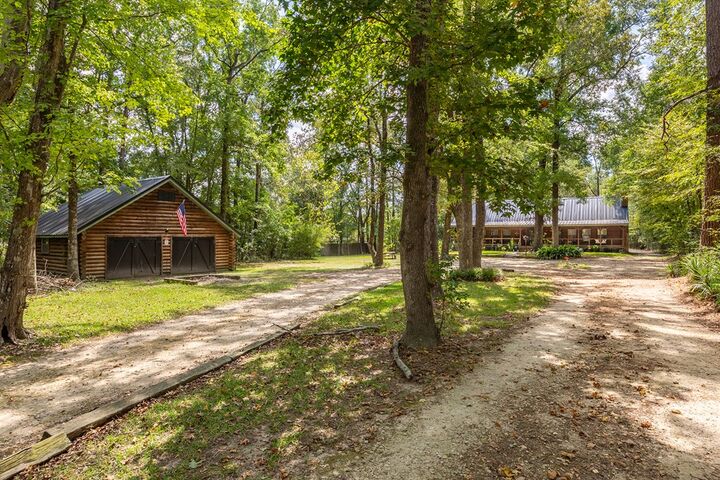 Property Photo:  980 Palmer Ivy Road  TX 75949 