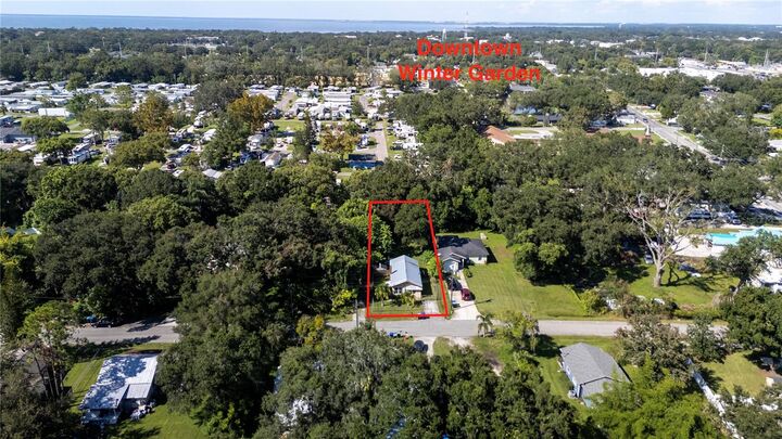 Property Photo:  143 W Morgan Street  FL 34787 