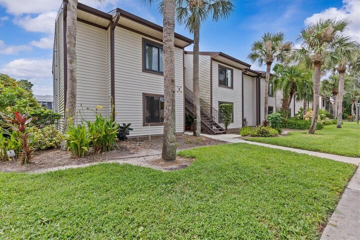 Property Photo:  386 Moorings Cove Drive 6F  FL 34689 
