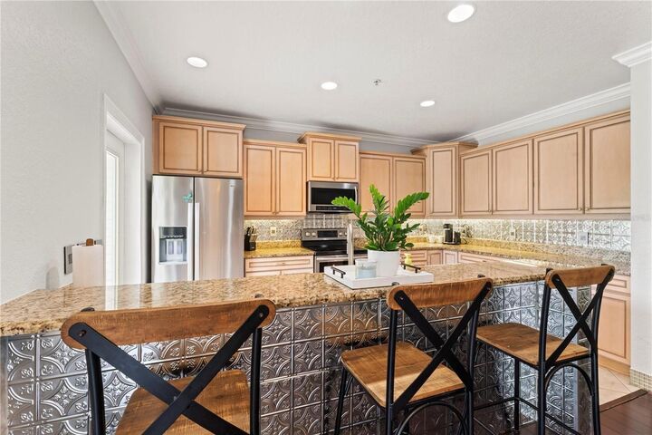 Property Photo:  512 1st Street 108  FL 33785 