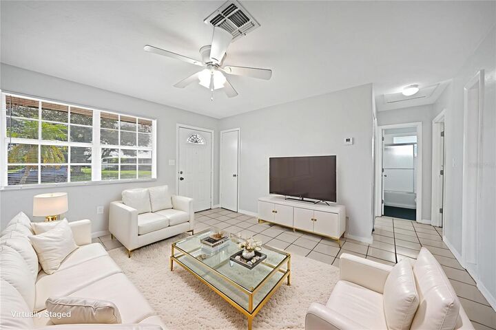 Property Photo:  2217 Ednor Street  FL 33952 