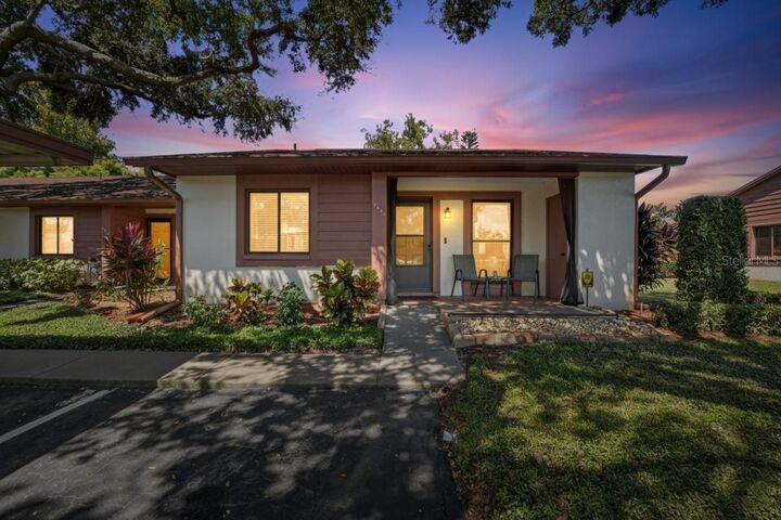 Property Photo:  7321 Greystone Drive  FL 34667 