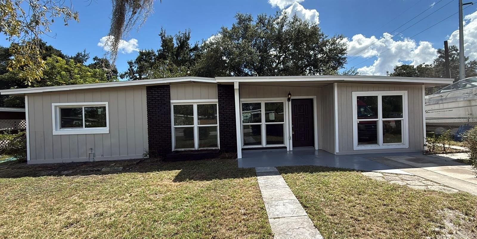 Property Photo: 3508 Merryweather Drive FL 32812