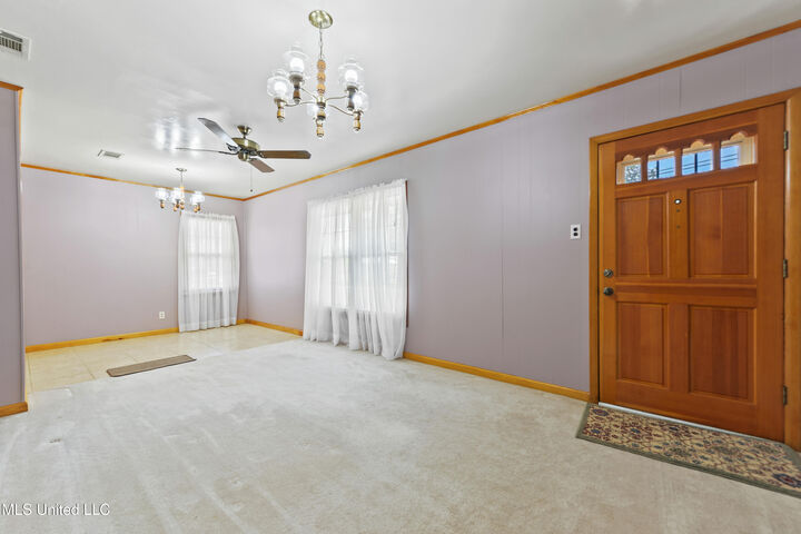 Property Photo:  1610 Wiltshire Boulevard  MS 39531 