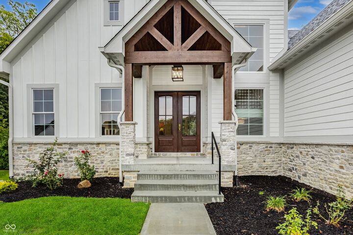 Property Photo: 11680 Ansley Court IN 46077