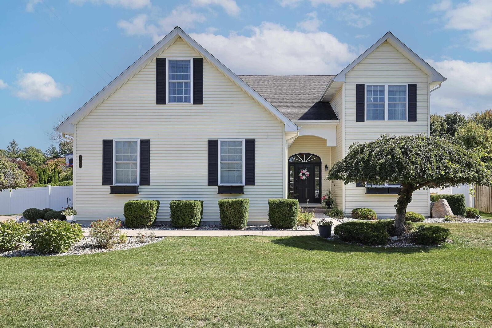 Property Photo: 2280 Manchester Drive MI 48609