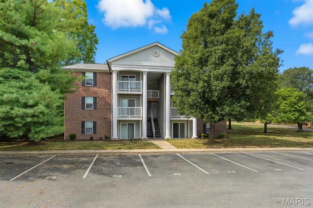 Property Photo: 1935 Marine Terrace Drive D MO 63146