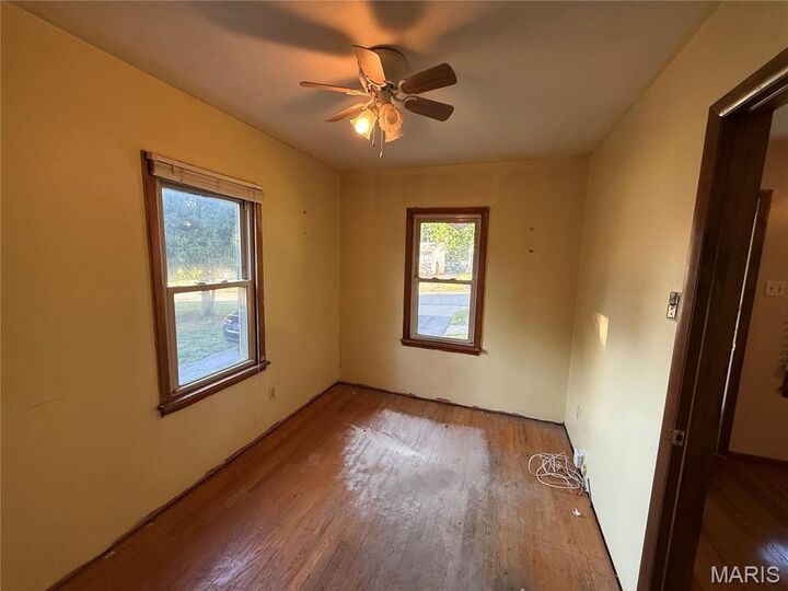 Property Photo:  144 Flora Drive  MO 63135 