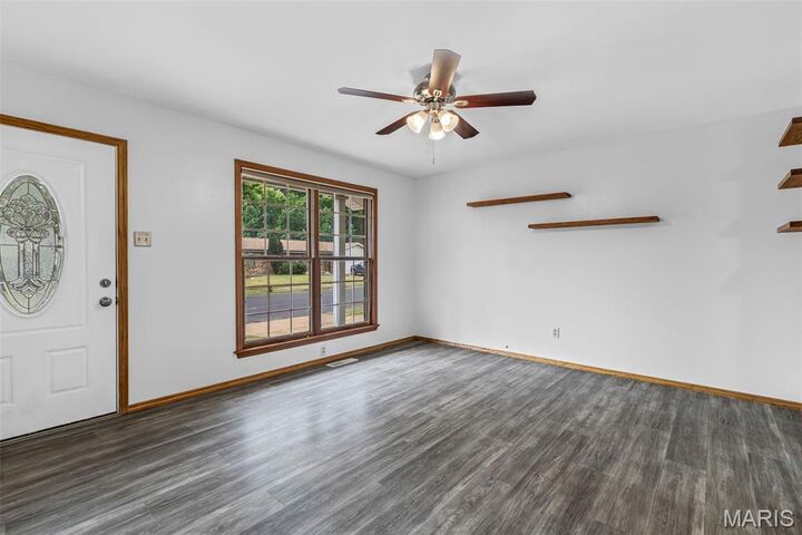 Property Photo:  2379 England Town Road  MO 63129 