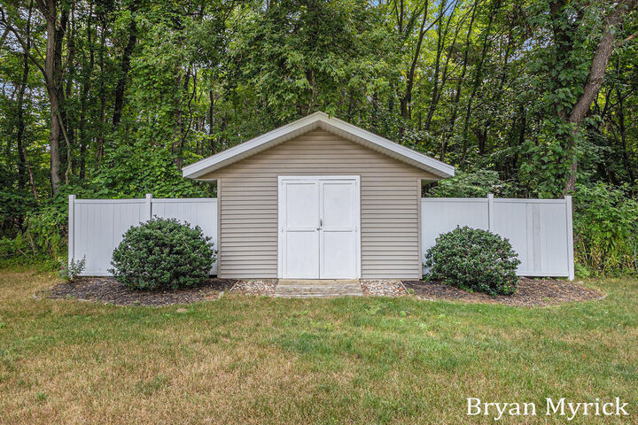 Property Photo:  4675 44th Street  MI 49423 