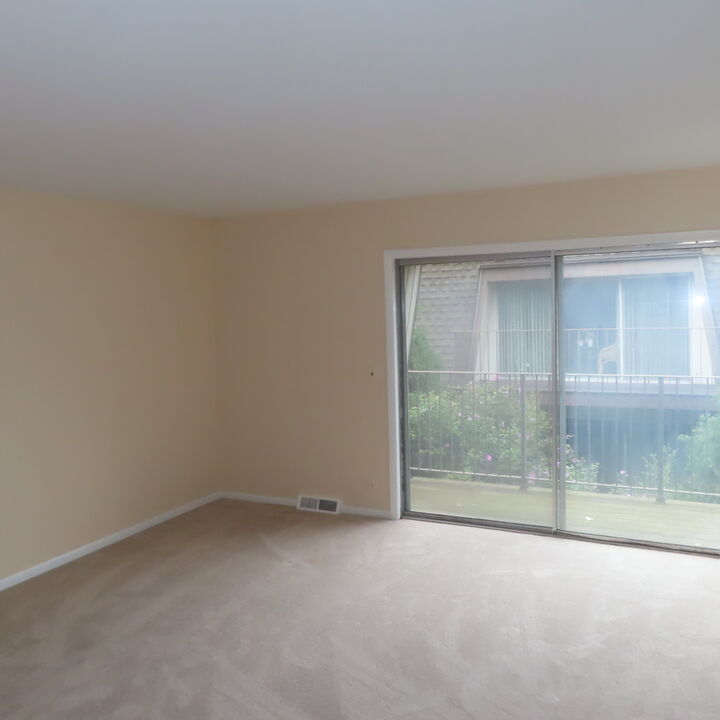 Property Photo:  1855 Tanglewood Drive F  IL 60025 