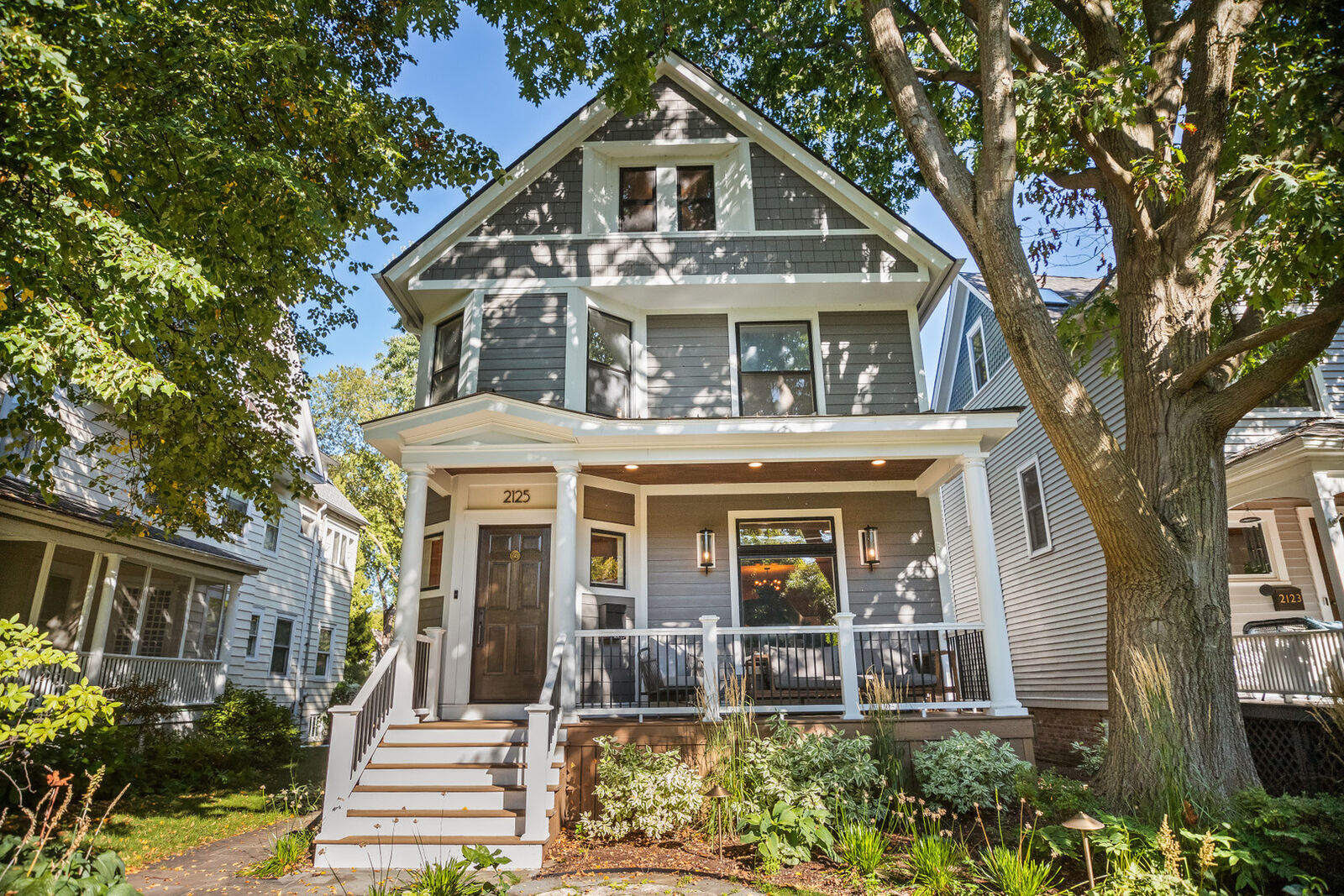 Property Photo:  2125 Sherman Avenue  IL 60201 