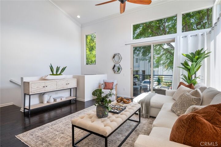 Property Photo:  5547 Strand 101  CA 90250 