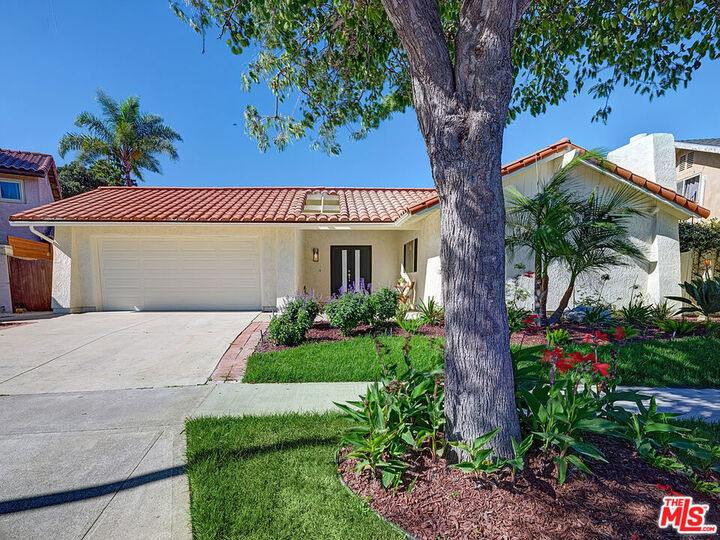 5241 Glenroy Drive  Huntington Beach CA 92649 photo