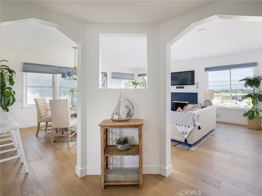 Property Photo:  237 Via Los Miradores  CA 90277 