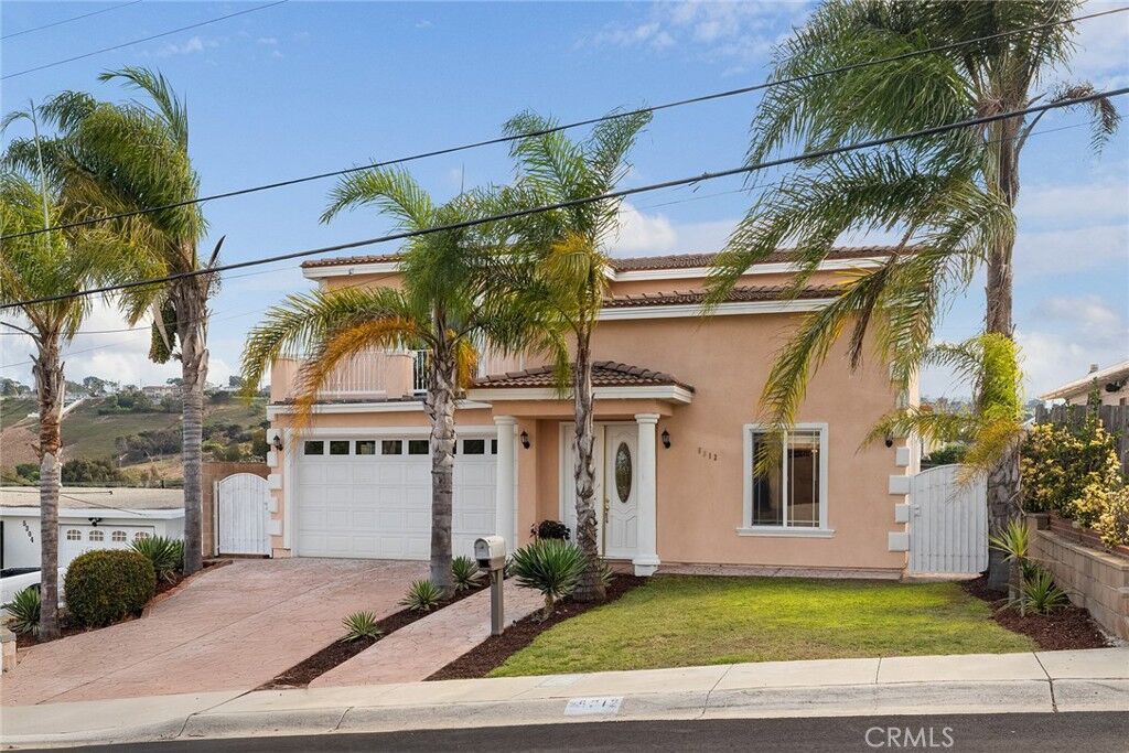 Property Photo:  5312 Doris Way  CA 90505 
