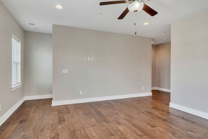 Property Photo: 5529 Kentucky Ave TN 37209