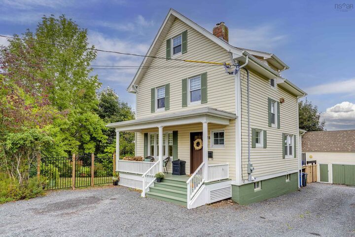 126 Hillcrest Avenue  New Glasgow NS B2H 3T6 photo