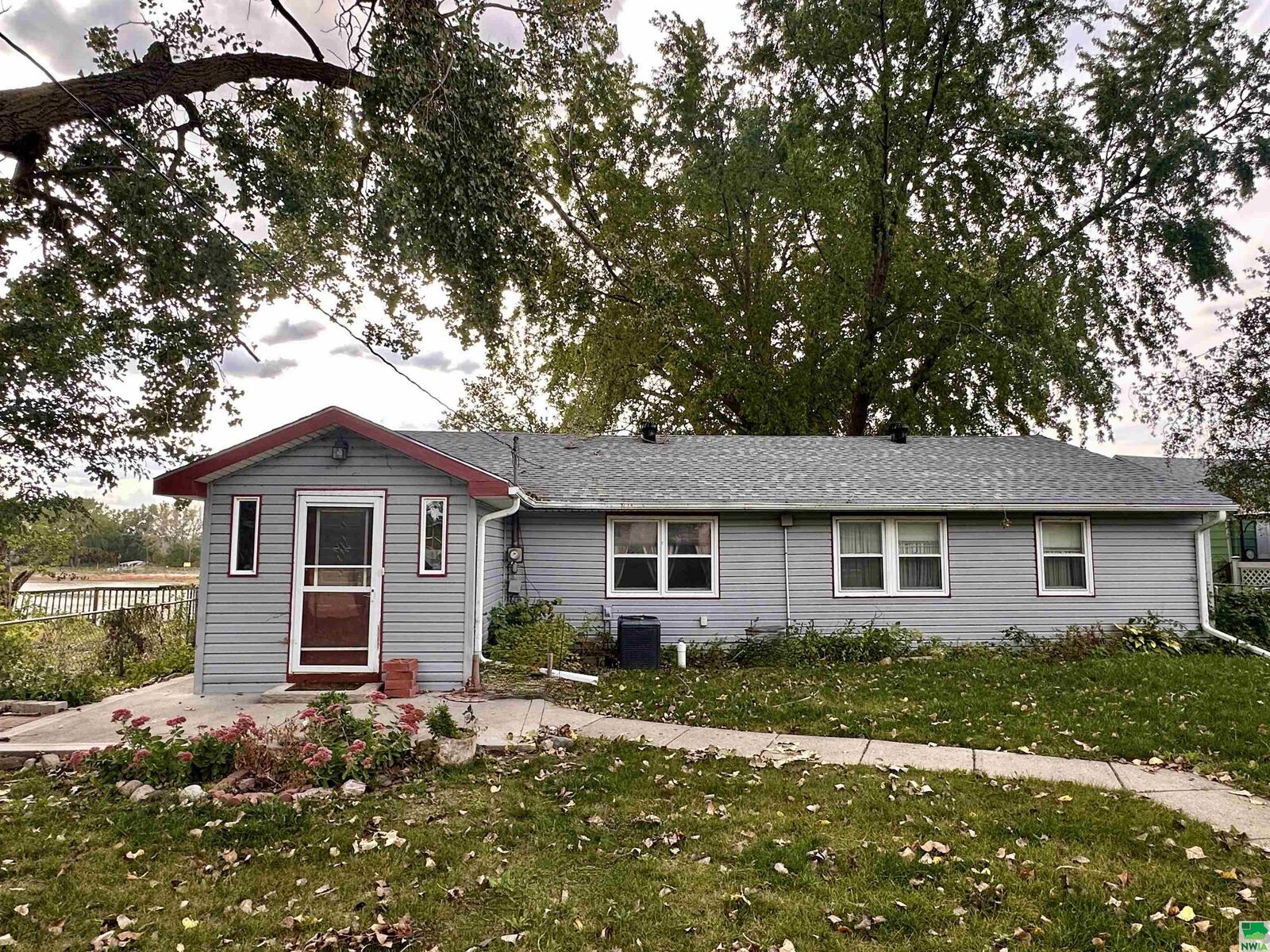 Property Photo:  369 Lakeshore Drive  SD 57049 
