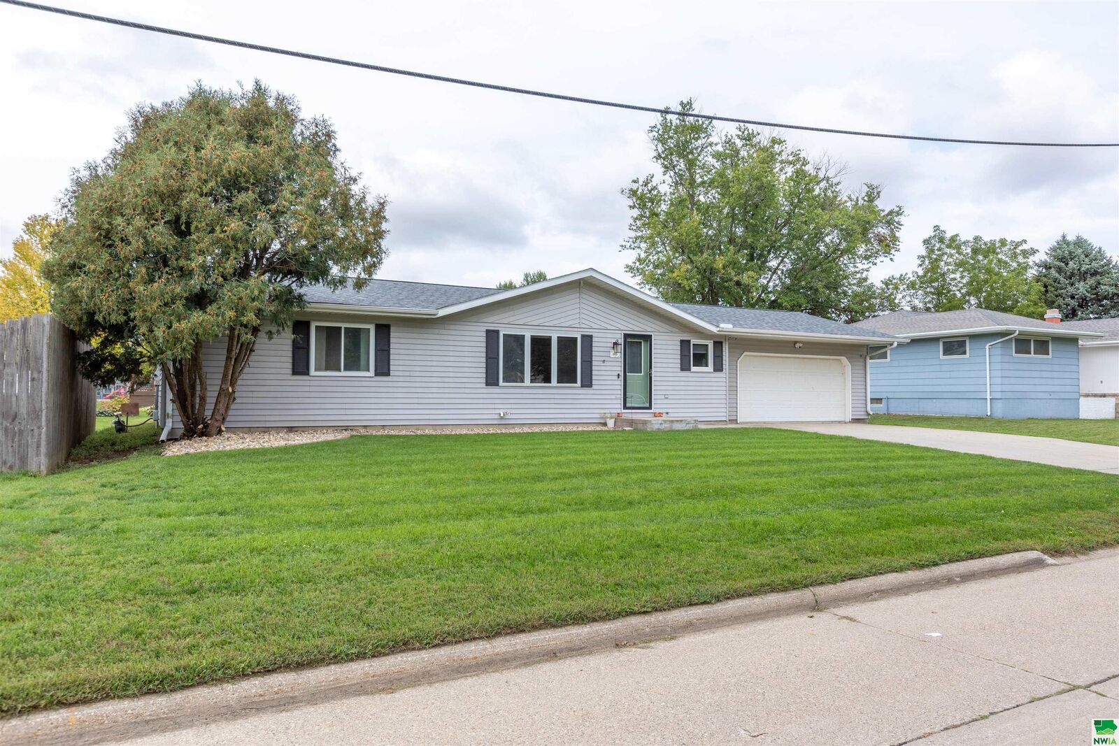 Property Photo: 409 Elm Street IA 51055