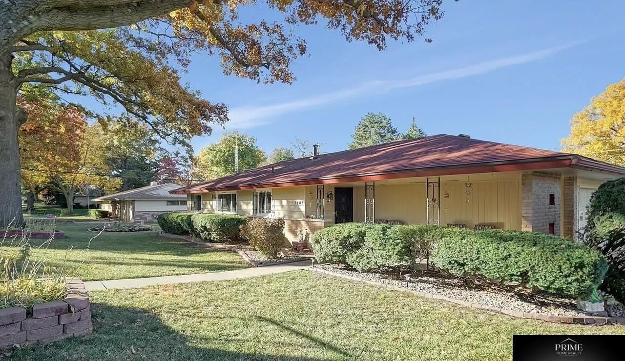 Property Photo:  1401 S 58 Street  NE 68506 