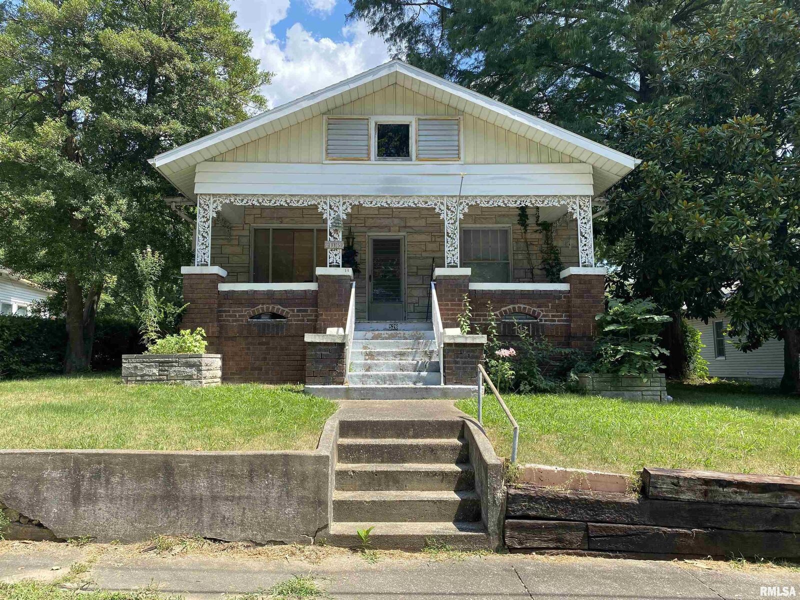 Property Photo: 526 N 9th Street IL 62966