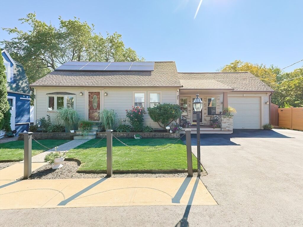 Property Photo:  66 Boutelle St  MA 01453 