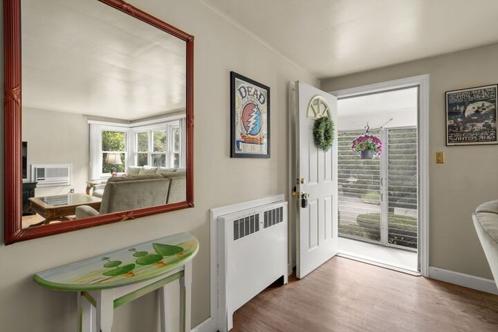 Property Photo:  5 Manila St  MA 01602 